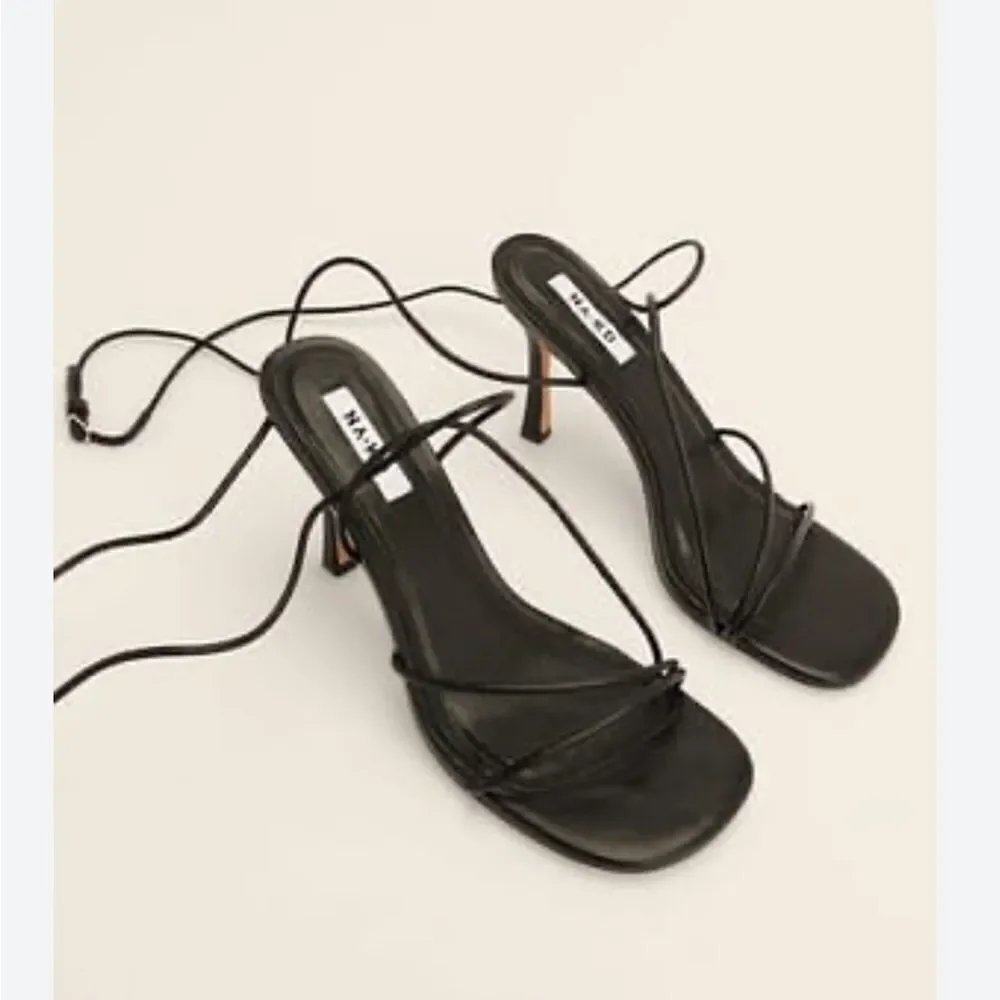 NA-KD Rounded Toe Strappy Heels Black Sz 7.5 NEW